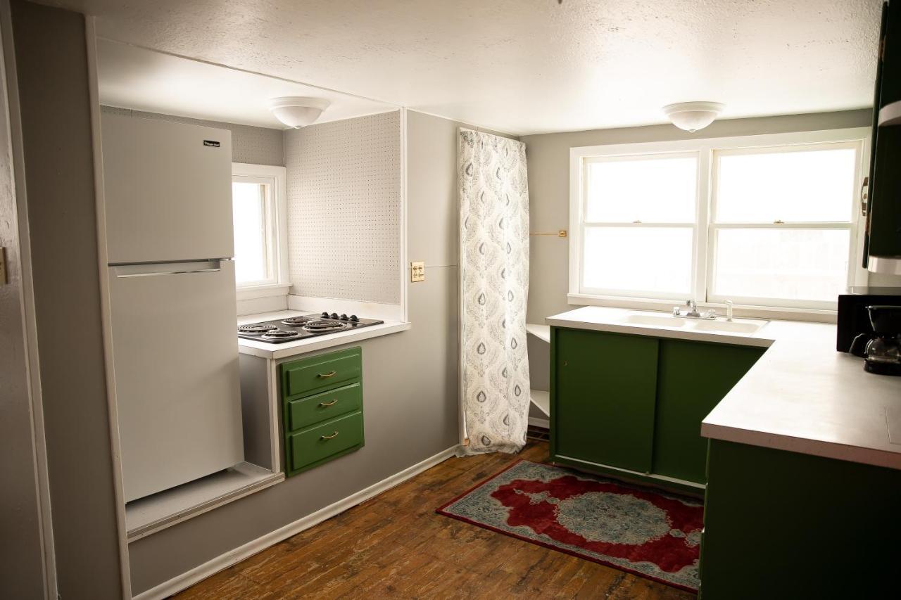 Rustic 2 Bedroom Boho Apartment ลารามี ภายนอก รูปภาพ